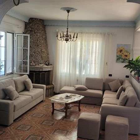 Vila Pashaj Vlorë Eksteriør bilde
